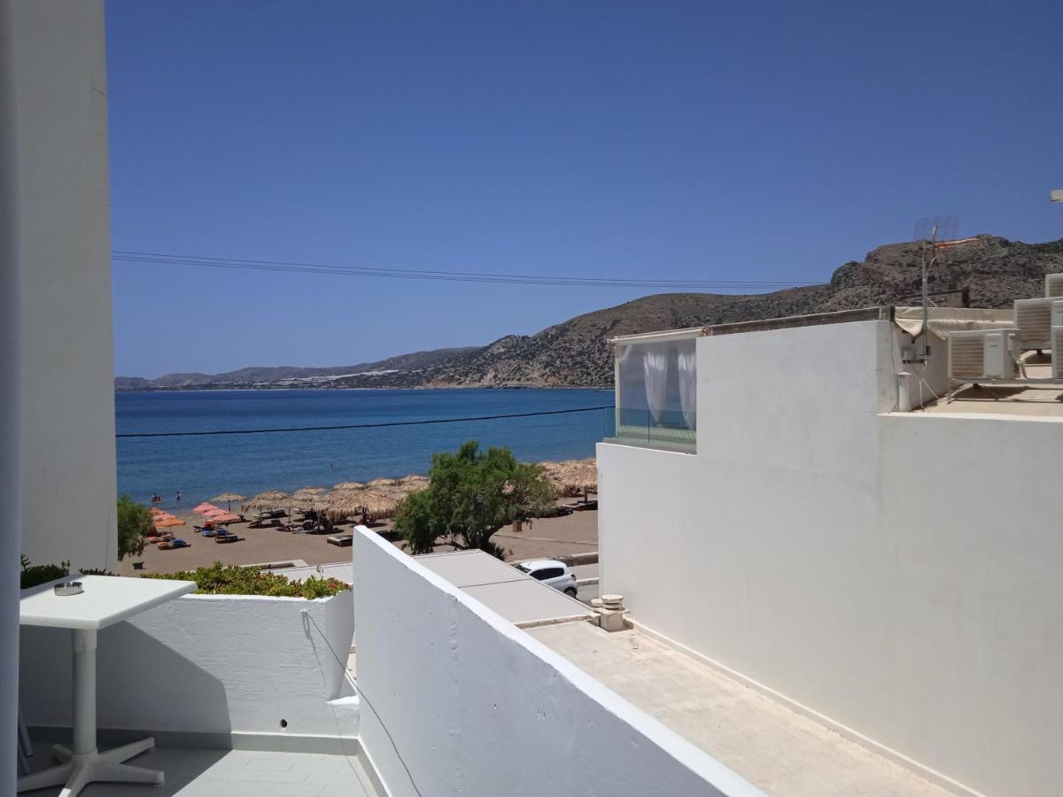 Pal Beach Palaiochora Dış mekan fotoğraf