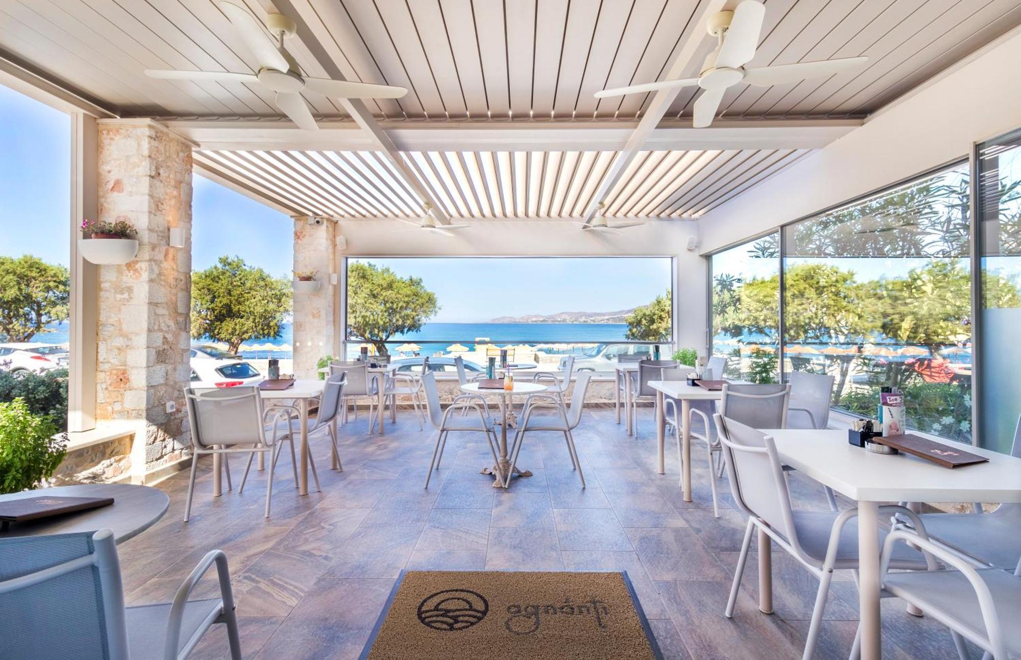 Pal Beach Palaiochora Dış mekan fotoğraf