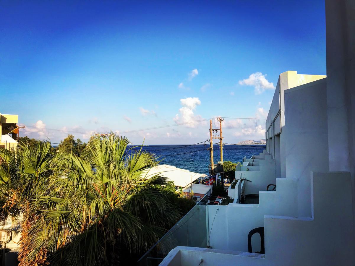 Pal Beach Palaiochora Dış mekan fotoğraf